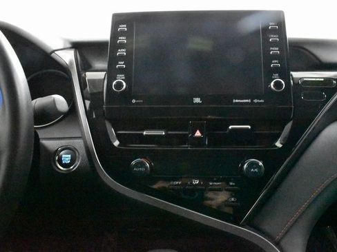 Used 2024 Toyota Camry image 21