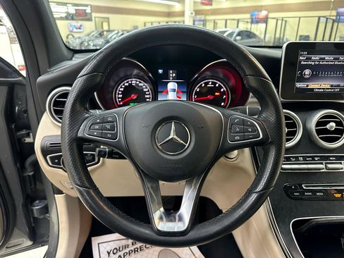Used 2018 Mercedes-Benz GLC 300 image 22