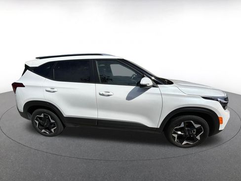 Used 2025 Kia Seltos S image 8