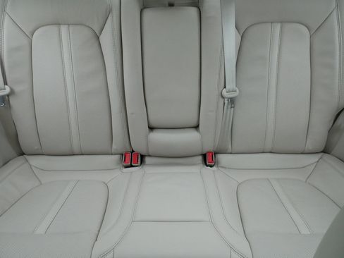 Used 2018 Lincoln MKZ Reserve FWD image 13