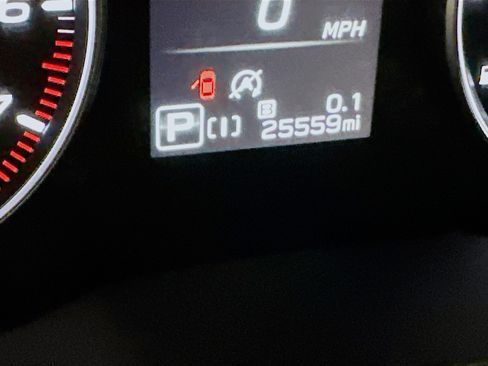 Used 2024 Subaru Crosstrek 2.0i Premium image 19