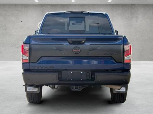 Used 2020 Nissan Titan PRO-4X w/ Pro-4x Convenience Package AWD/4WD image 15