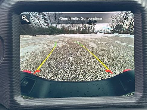 Used 2023 Jeep Gladiator Mojave w/ Cold Weather Group image 32