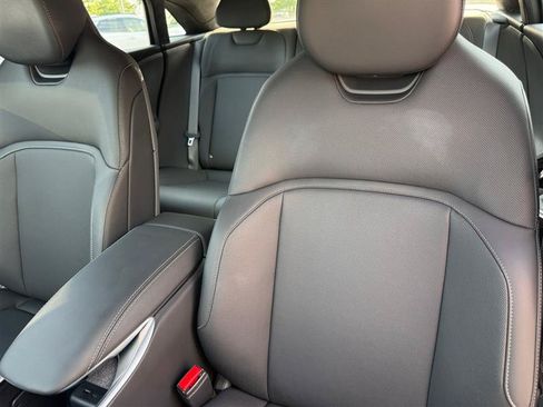 Used 2024 Lucid Air Pure RWD image 10