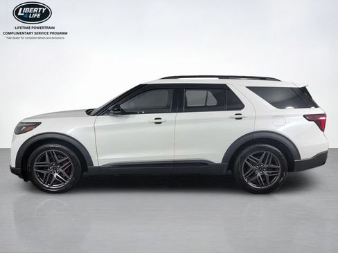Used 2025 Ford Explorer ST w/ Sun And Sound Package AWD/4WD image 6