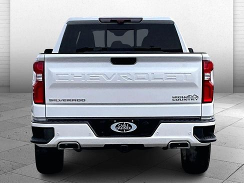Used 2022 Chevrolet Silverado 1500 High Country w/ High Country Premium Package image 3