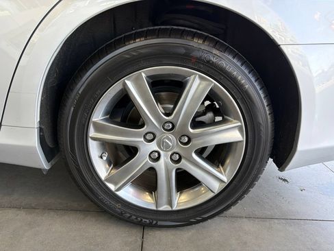 Used 2009 Lexus ES 350 w/ Pebble Beach Edition FWD image 16
