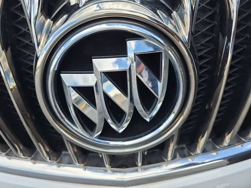 Used 2017 Buick Envision Essence FWD image 9