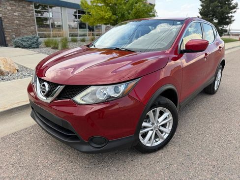 Used 2018 Nissan Rogue Sport S w/ S Appearance Package AWD/4WD image 1