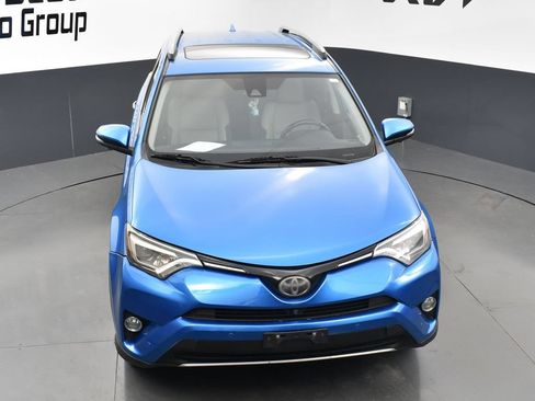 Used 2018 Toyota RAV4 Limited w/ Advanced Technology Package AWD/4WD image 16