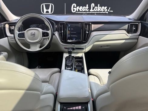 Used 2019 Volvo XC60 T5 Inscription w/ Protection Package AWD/4WD image 9