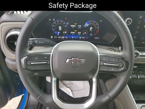 Certified 2024 Chevrolet Colorado ZR2 w/ Technology Package image 11