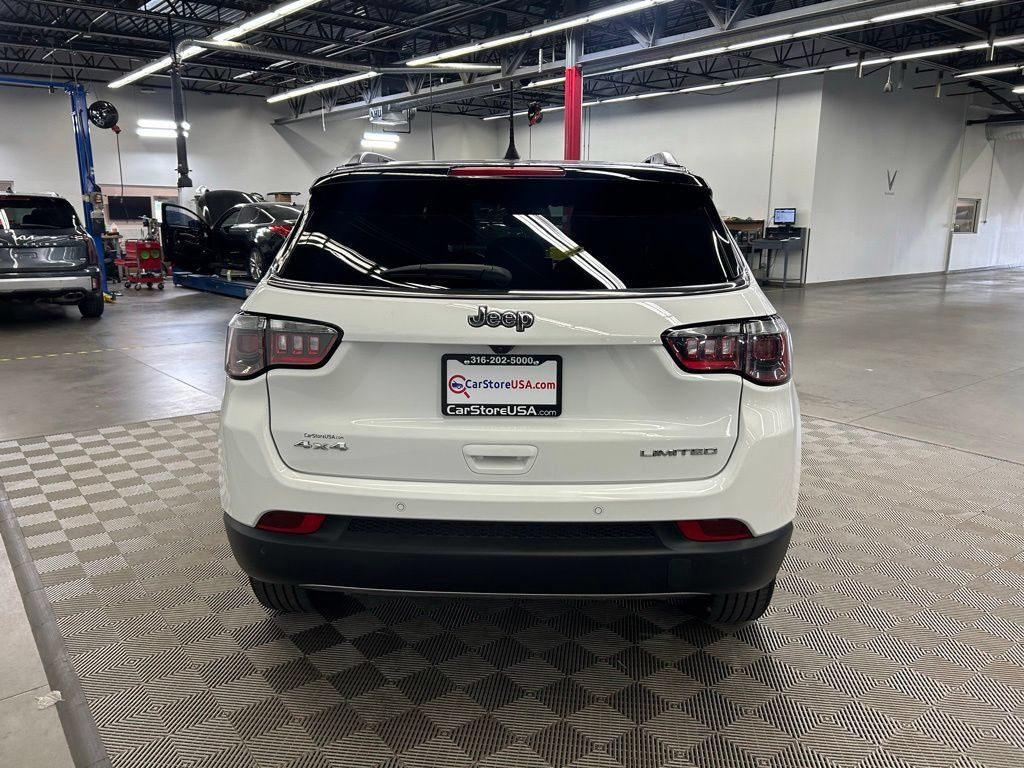 Used 2024 Jeep Compass Limited AWD/4WD image 8