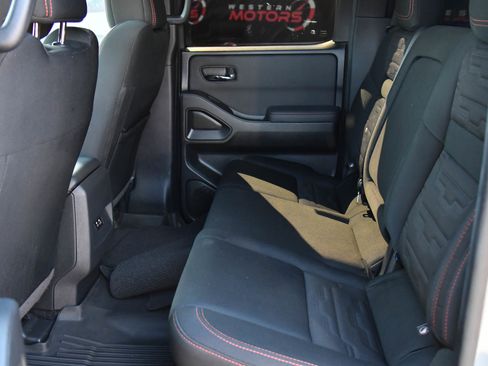 Used 2024 Nissan Frontier PRO-4X w/ Off-Road Protection Package image 34