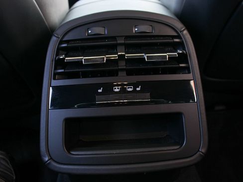 Used 2022 Maserati Quattroporte Modena Q4 AWD/4WD image 43