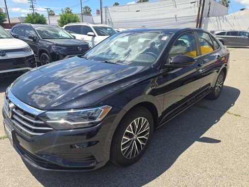 Used 2021 Volkswagen Jetta S w/ Driver Assistance Package image 3