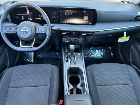 New 2026 Nissan Kicks S FWD image 10