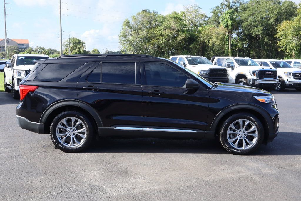 Used 2022 Ford Explorer XLT w/ Equipment Group 202A RWD image 10