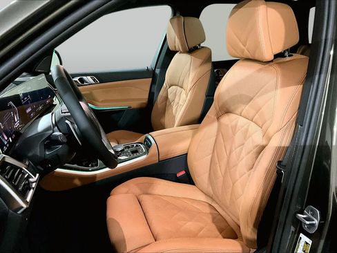 New 2026 BMW X5 xDrive50e AWD/4WD image 13