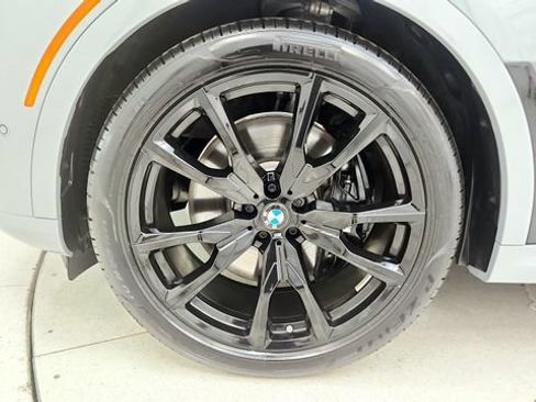 Used 2025 BMW X7 xDrive40i w/ Executive Package AWD/4WD image 79