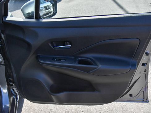 Used 2023 Nissan Versa SV FWD image 37