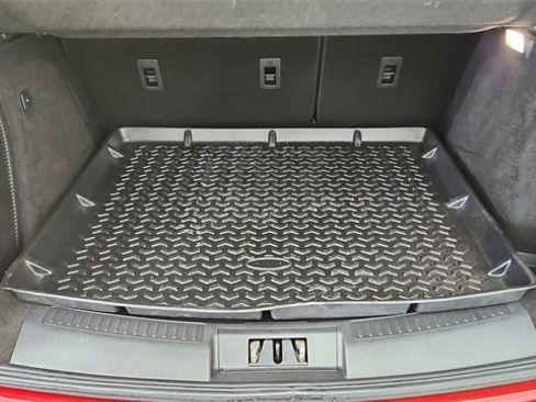 Used 2022 Lincoln Corsair Standard w/ Premium Package image 15