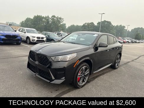 New 2026 BMW X2 xDrive28i w/ Technology Package AWD/4WD image 3