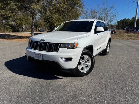 Used 2017 Jeep Grand Cherokee Laredo w/ Quick Order Package 2BE image 30