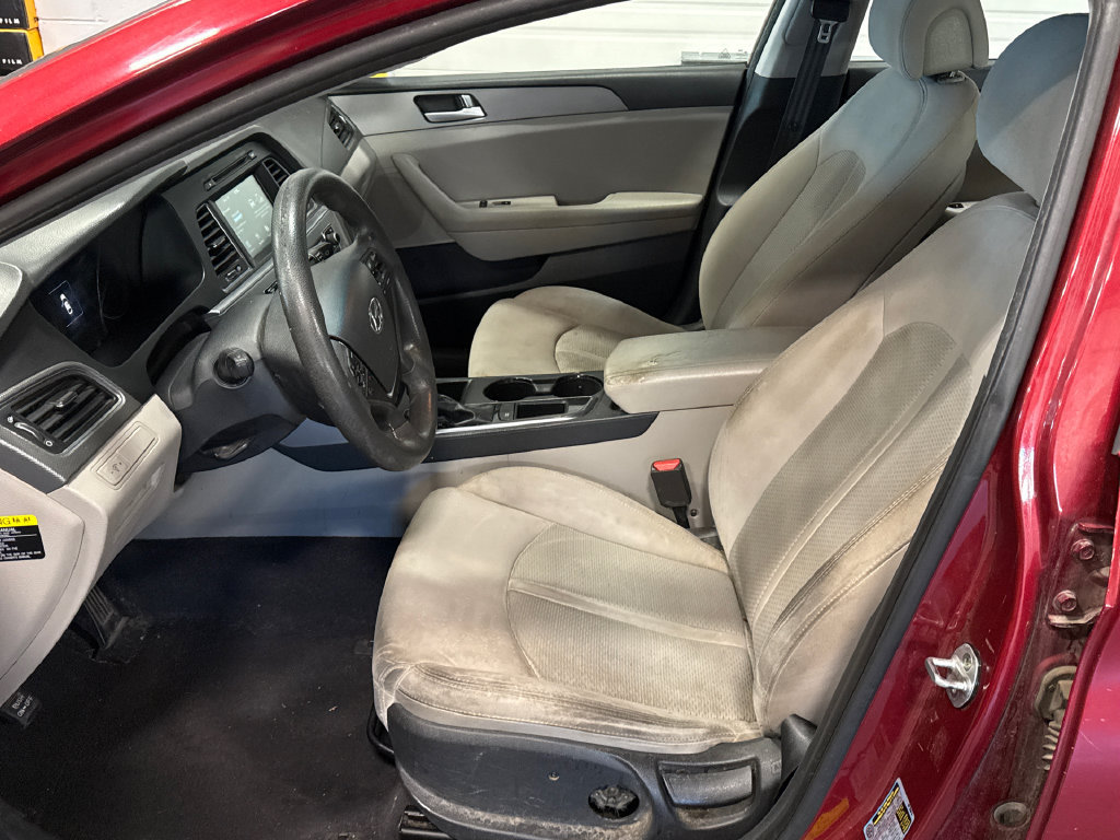 Used 2016 Hyundai Sonata SE FWD image 6