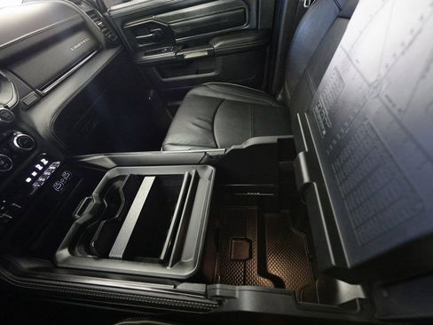 Used 2023 RAM 2500 Limited image 41