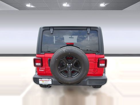 Used 2022 Jeep Wrangler Sport S image 9