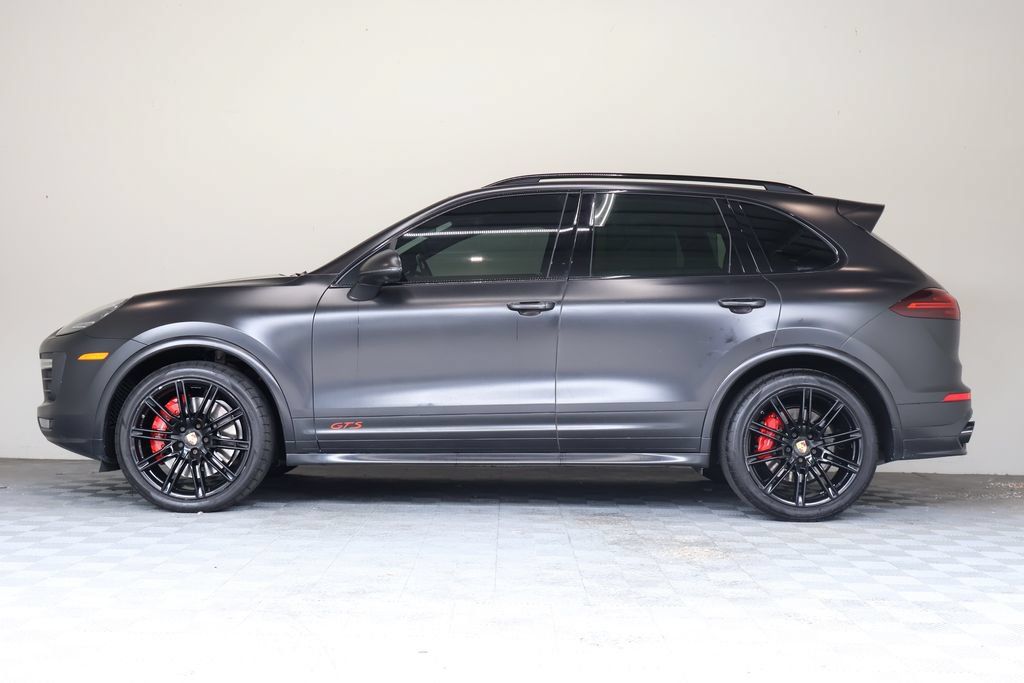 Used 2017 Porsche Cayenne GTS AWD/4WD image 7