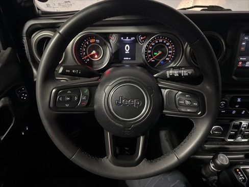 Used 2023 Jeep Wrangler Sport S image 21