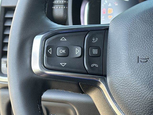 Used 2026 RAM 2500 Laramie AWD/4WD image 28