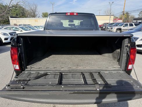 Used 2014 RAM 1500 Express image 19