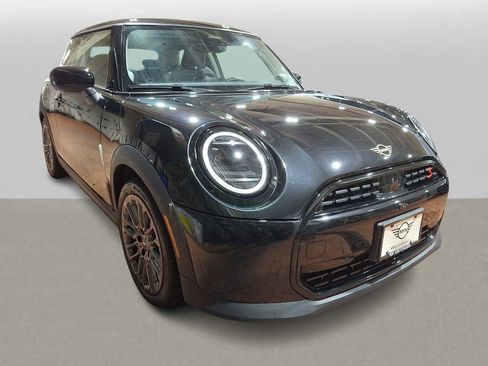 Certified 2025 MINI Cooper S image 3