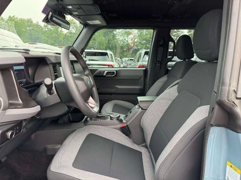 Used 2023 Ford Bronco 4-Door AWD/4WD image 15