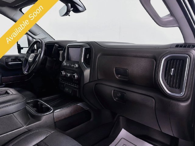 Used 2022 GMC Sierra 2500 Denali w/ Denali Black Diamond Edition AWD/4WD image 31