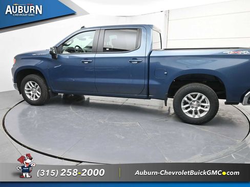 Certified 2024 Chevrolet Silverado 1500 LT image 11