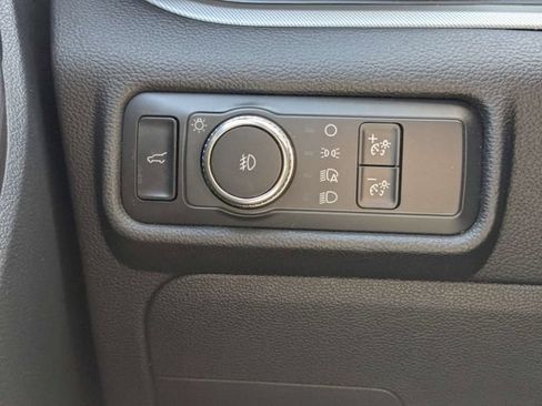 Used 2020 Ford Explorer XLT w/ Equipment Group 202A AWD/4WD image 24
