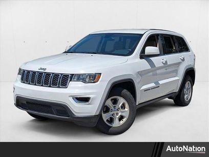 Used 2017 Jeep Grand Cherokee Laredo
