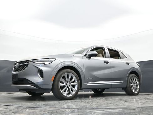 Used 2023 Buick Envision Avenir AWD/4WD image 39