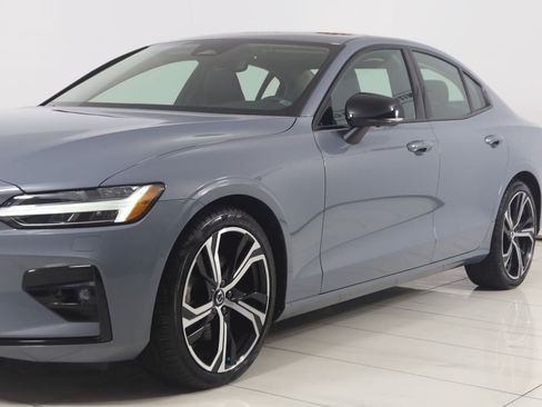 Used 2023 Volvo S60 B5 Plus AWD/4WD image 52