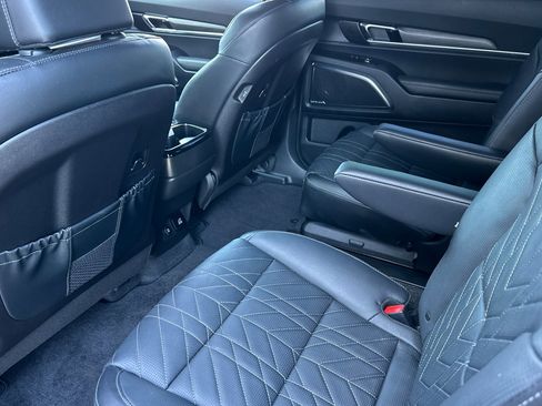 Used 2023 Kia Telluride SX Prestige X-Line AWD/4WD image 12