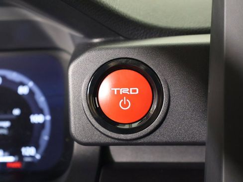 Used 2025 Toyota 4Runner TRD Off-Road image 41