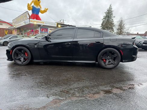 Used 2017 Dodge Charger SRT Hellcat w/ Harman/Kardon Audio Group image 3