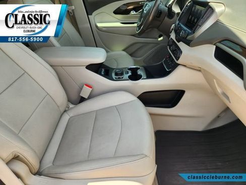 Used 2020 GMC Terrain Denali w/ Denali Premium Package FWD image 15
