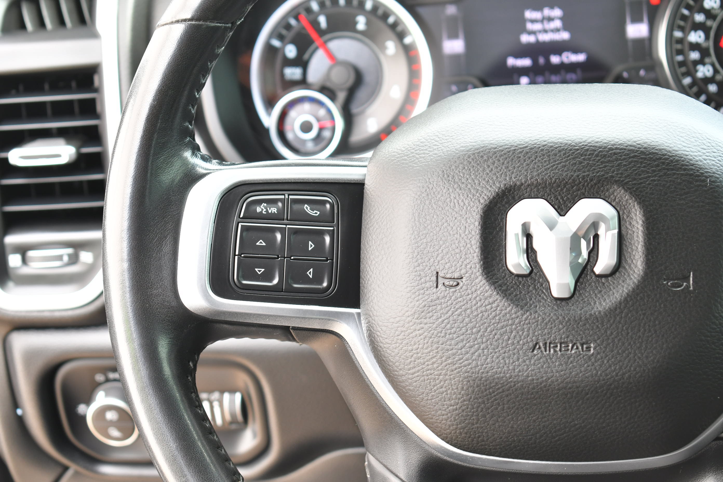 Used 2020 RAM 2500 Laramie AWD/4WD image 21