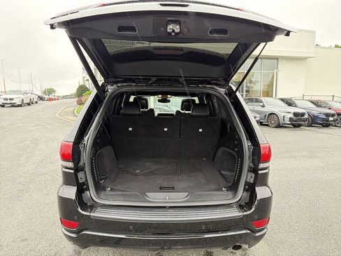 Used 2020 Jeep Grand Cherokee Altitude AWD/4WD image 27
