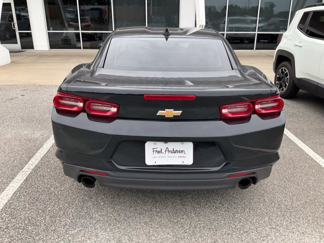 Used 2020 Chevrolet Camaro LT RWD image 5